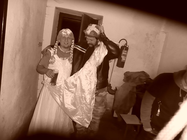 img00037.jpg